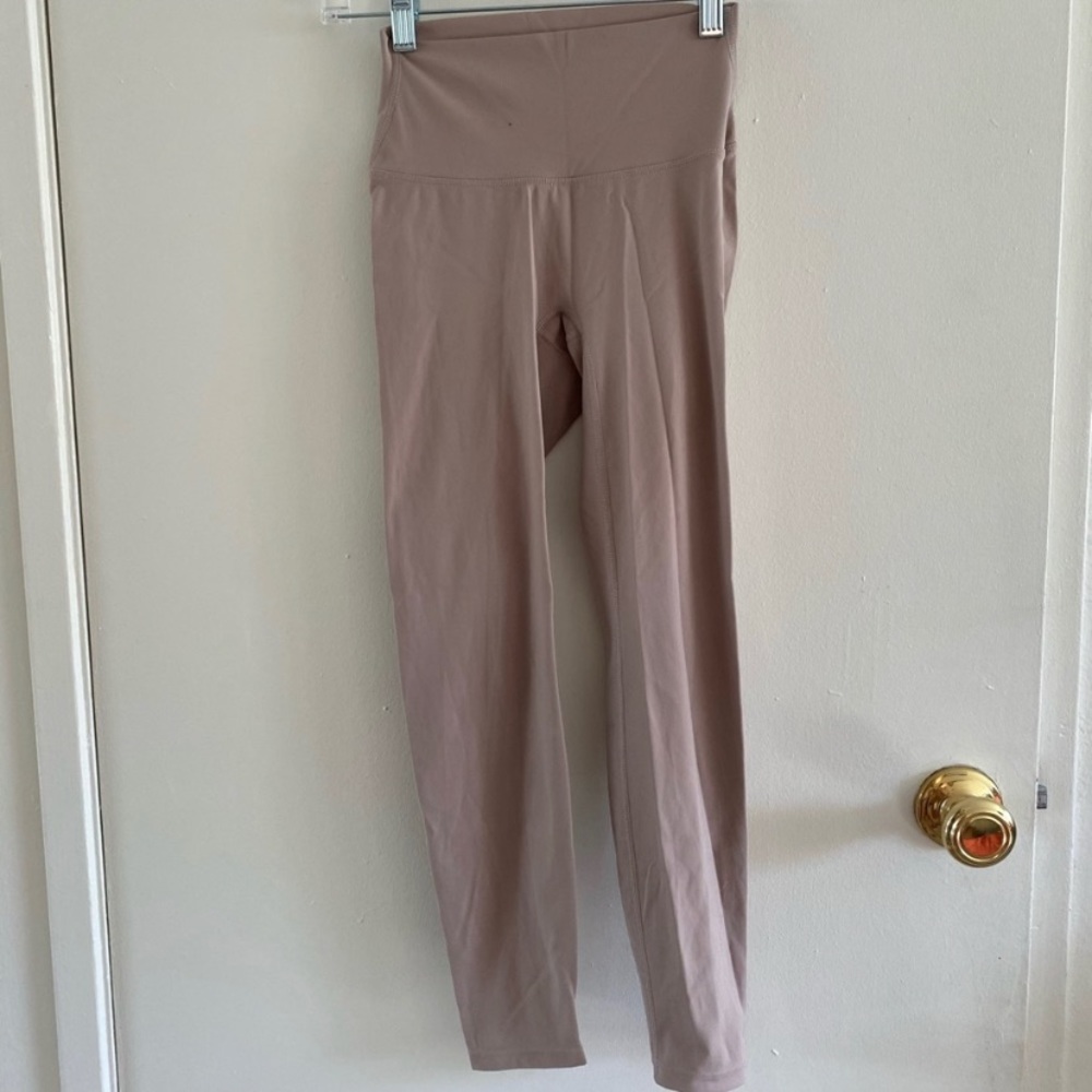 Nude leggings